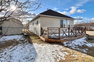 House for Sale, 9732 100 Street, Wembley, AB