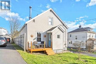 Detached House for Sale, 15 Cuisack Street, Dartmouth, NS