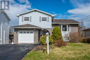 Detached House for Sale, 4 Carlson Court, Dartmouth, NS