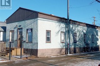 Property for Sale, 226 D Avenue S, Saskatoon, SK