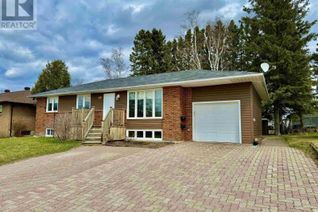 Bungalow for Sale, 19 Albany St, Kapuskasing, ON