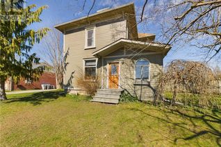 Detached House for Sale, 171 Victoria Street, Clinton, ON