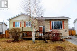 Bungalow for Sale, 73 Matachewan Rd, Manitouwadge, ON