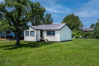 Detached House for Sale, 845 Lakeshore Road, Haldimand County, ON