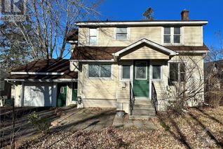 Detached House for Sale, 1127 Tighe Street, Manotick, ON