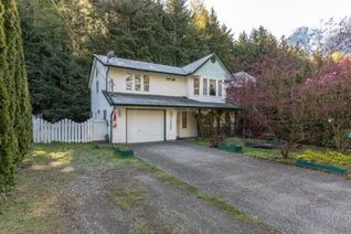 Detached House for Sale, 21494 Richmond Drive, Hope, BC