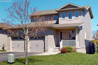 Detached House for Sale, 105 Jordyn's Court, Amherstview, ON