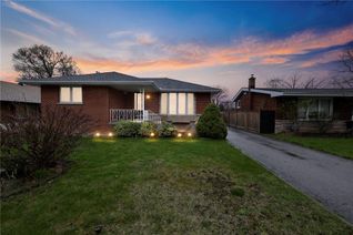 Detached House for Sale, 125 Laurier Avenue, Hamilton, ON
