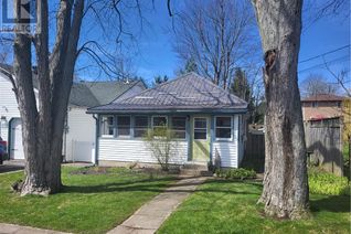 Detached House for Sale, 379 Dovercourt Road, Crystal Beach, ON