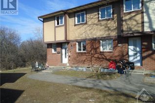 Freehold Townhouse for Sale, 1404 Foxwell Street, Ottawa, ON