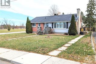Bungalow for Sale, 91 Broadview Avenue E, Smiths Falls, ON