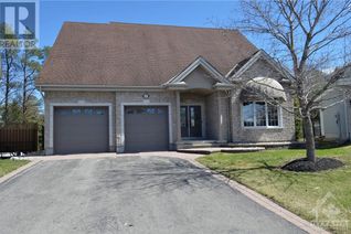 Detached House for Sale, 137 Beaumont Avenue, Rockland, ON