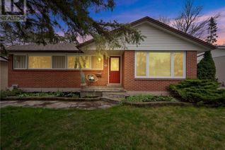 Bungalow for Sale, 342 Dale Crescent, Waterloo, ON