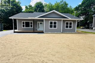 Detached House for Sale, 105 Gold Street, Woodstock, NB