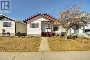 Detached House for Sale, 136 Duckering Close, Red Deer, AB