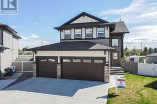 Detached House for Sale, 52 Toal Close, Red Deer, AB