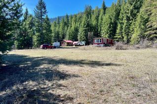 Property for Sale, 6914 Highway 95, Kingsgate, BC