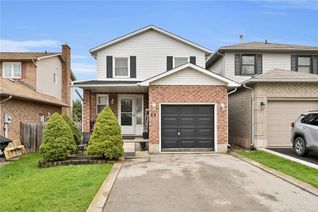 Detached House for Sale, 22 Tomahawk Drive, Grimsby, ON