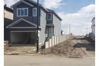 Detached House for Sale, 81 Wyatt Rg, Fort Saskatchewan, AB