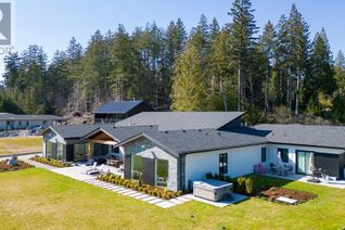 Property for Sale, 6724 Acorn Road, Sechelt, BC