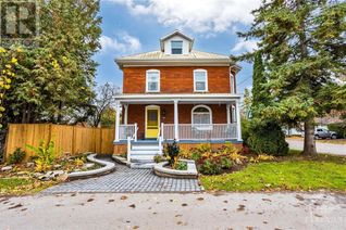 Detached House for Sale, 206 Brock St East Street, Merrickville, ON