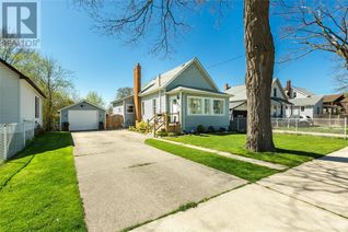 Bungalow for Sale, 243 Emma Street, Sarnia, ON