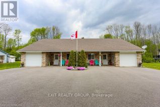 Semi-Detached House for Rent, 21568 Loyalist Parkway #B, Prince Edward County, ON