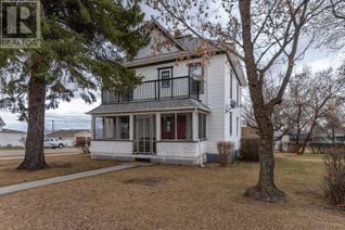 House for Sale, 5037 48 Street, Daysland, AB