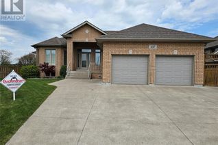 Detached House for Sale, 137 Shady Spring Crescent, Lakeshore, ON