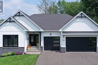 Detached House for Sale, 54 Acadia Drive, Kentville, NS