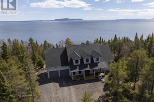 House for Sale, 111 Mickelson Drive, Thunder Bay, ON