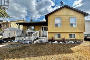 Detached House for Sale, 111 Bullmoose Crescent, Tumbler Ridge, BC