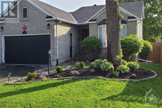Detached House for Sale, 15 Windbrook Crescent, Ottawa, ON