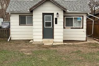 House for Sale, 1230 2 Avenue W, Drumheller, AB
