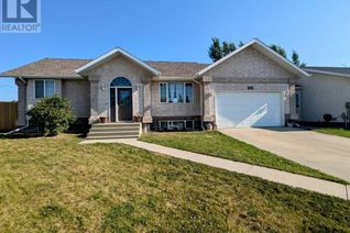 Bungalow for Sale, 5810 12a Avenue, Edson, AB