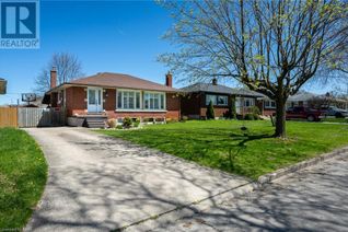 Detached House for Sale, 18 Milton Road, St. Catharines, ON