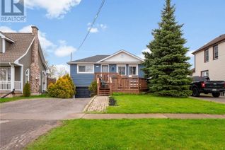 Detached House for Sale, 221 Beatrice Street, Welland, ON