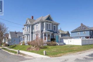 Detached House for Sale, 52 Park Street, Yarmouth, NS