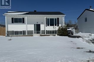 Bungalow for Sale, 11 Otter Ave, Manitouwadge, ON