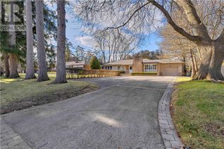 Detached House for Sale, 2019 Lakeshore Road E, Oakville, ON