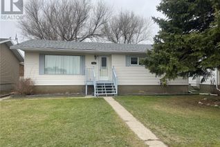 Detached House for Sale, 735 Jasper Street, Maple Creek, SK