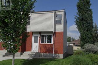 Condo Townhouse for Sale, 717 1 Street Sw #1, High River, AB
