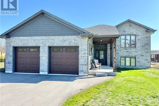 Detached House for Sale, 1916 Turkey Point Road, Simcoe, ON