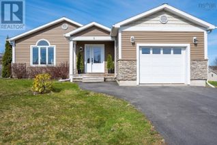 Detached House for Sale, 5 Tailfeather Court, North Kentville, NS