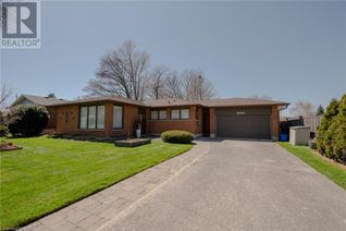 Detached House for Sale, 4563 Pinedale Drive, Niagara Falls, ON