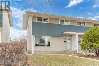 Semi-Detached House for Sale, 867 East Centre, Saskatoon, SK
