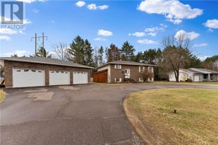 Raised Ranch-Style House for Sale, 50 Jamie Crescent, Petawawa, ON