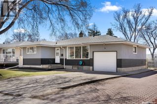 Detached House for Sale, 71 Mathieu Crescent, Regina, SK