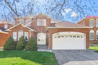 Detached House for Sale, 256 Centennial Rd, Toronto, ON