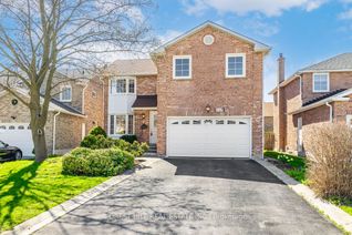 Detached House for Sale, 117 Eleanor Circ, Richmond Hill, ON